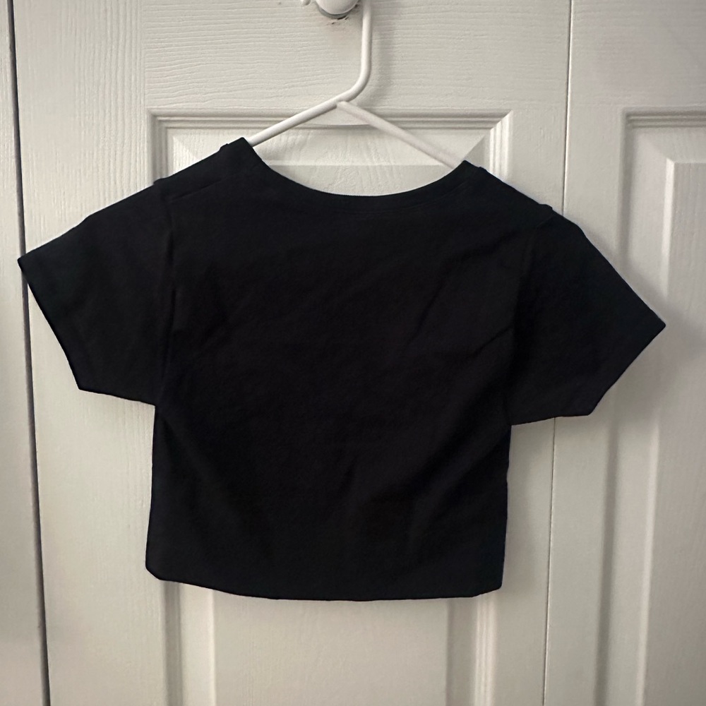 Aerie Black Women's Crop Top - Picture 2 of 3